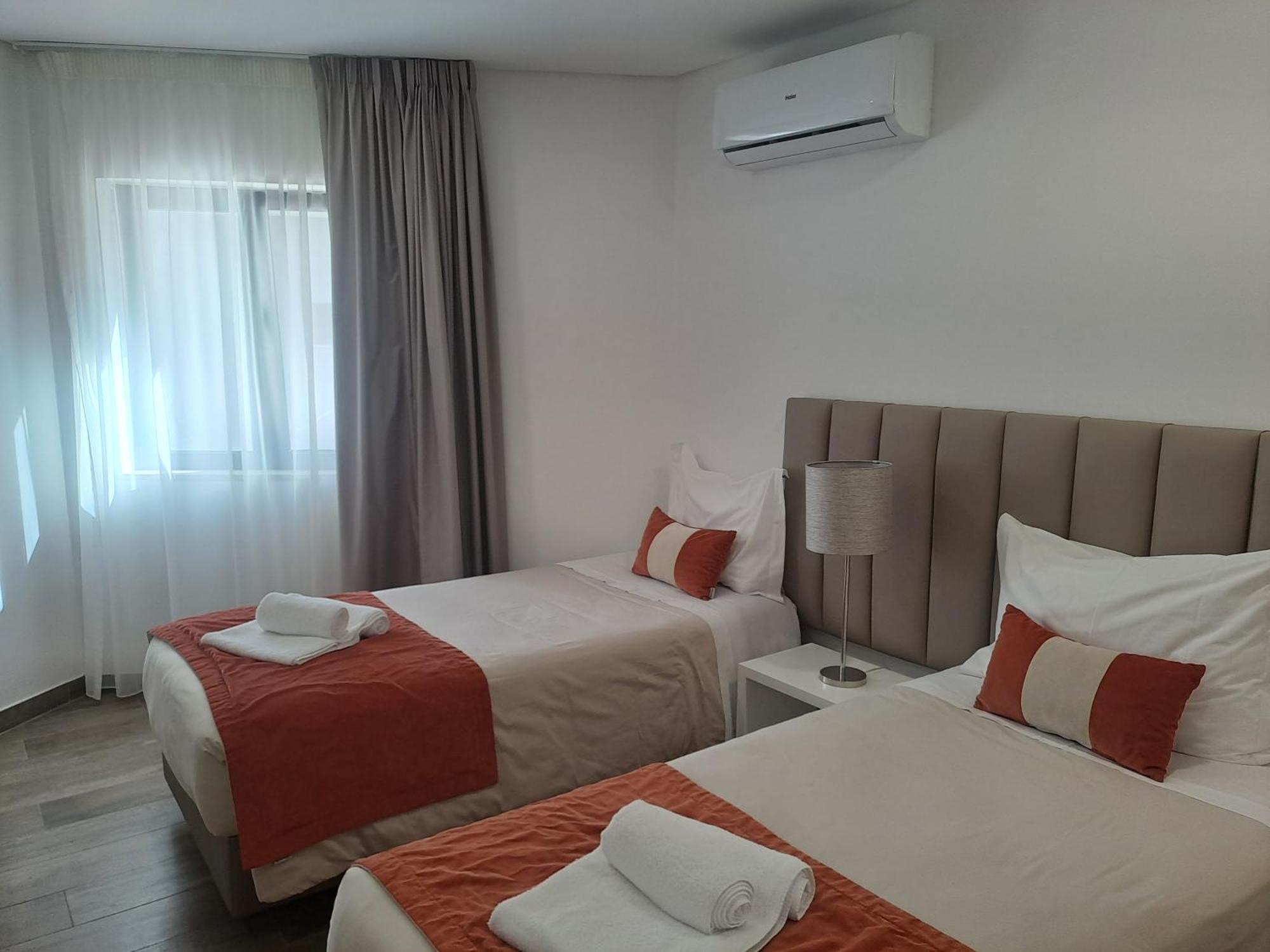 Algarpapa Rooms อาร์มาซอง เด เปรา ภายนอก รูปภาพ
