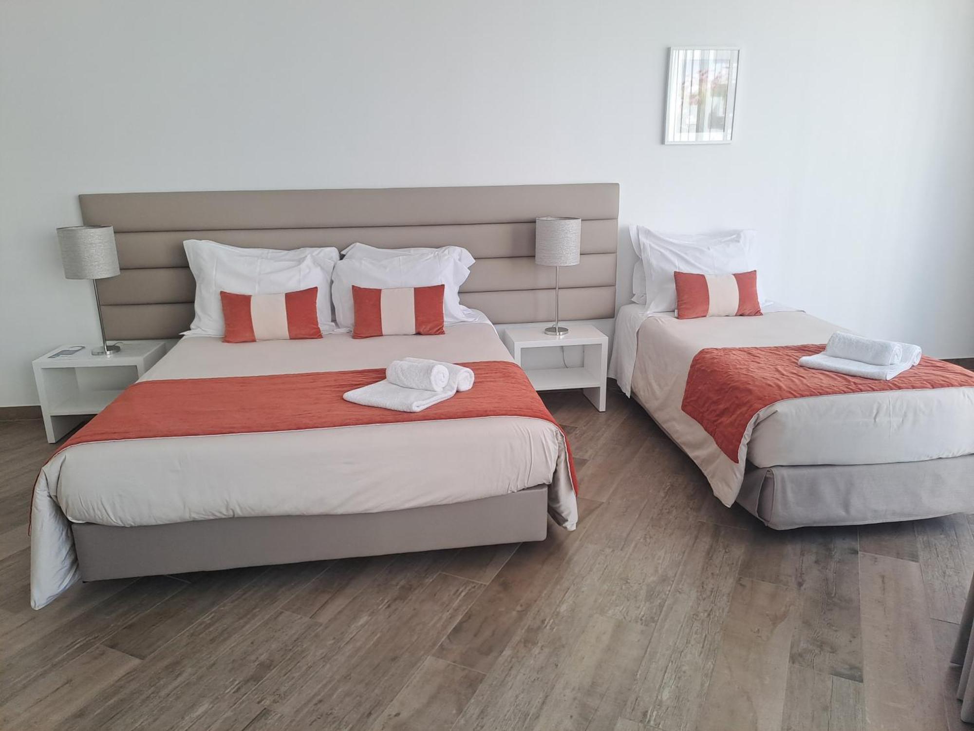 Algarpapa Rooms อาร์มาซอง เด เปรา ภายนอก รูปภาพ
